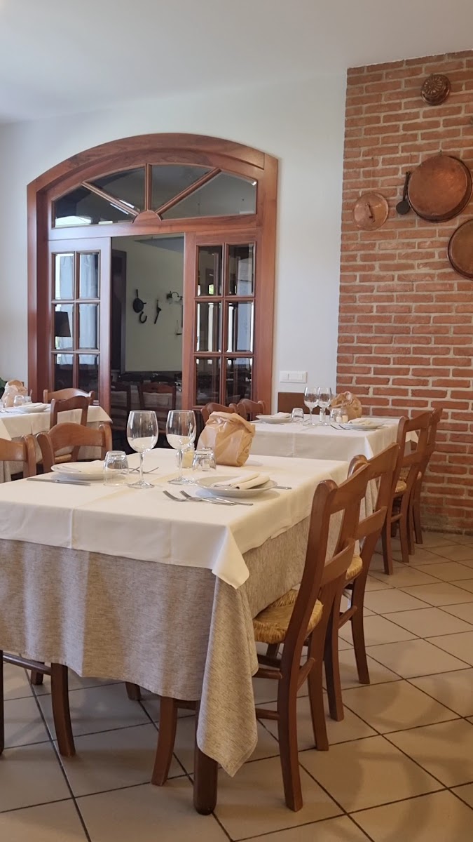 Antica Trattoria Del Cacciatore-2