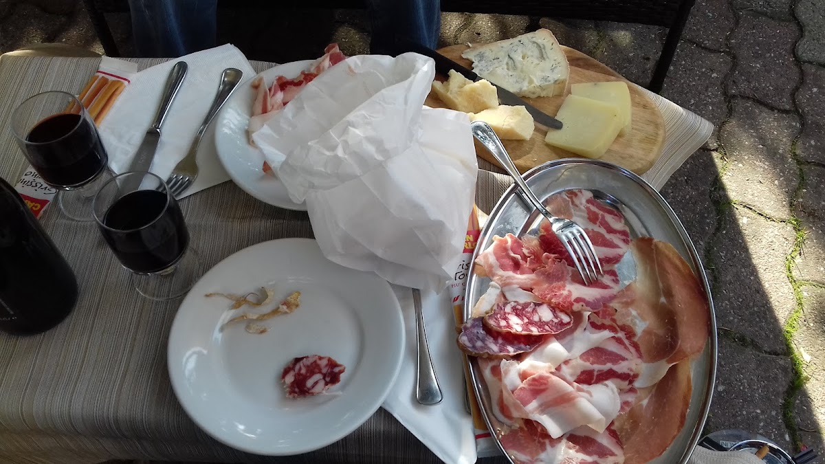 Antica Trattoria Del Cacciatore-8