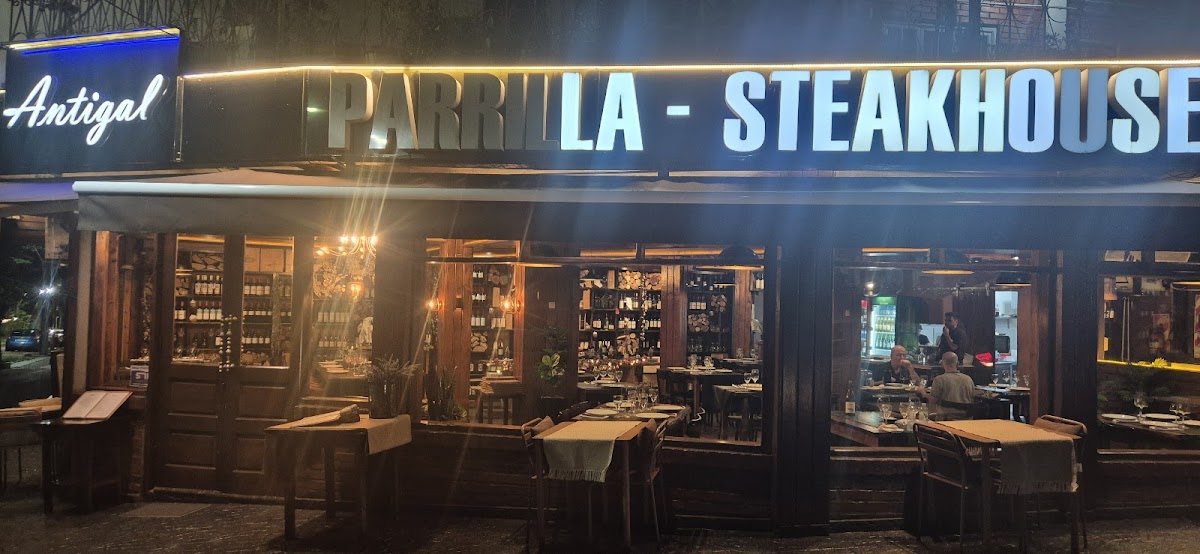 Antigal Parrilla Restaurant-3
