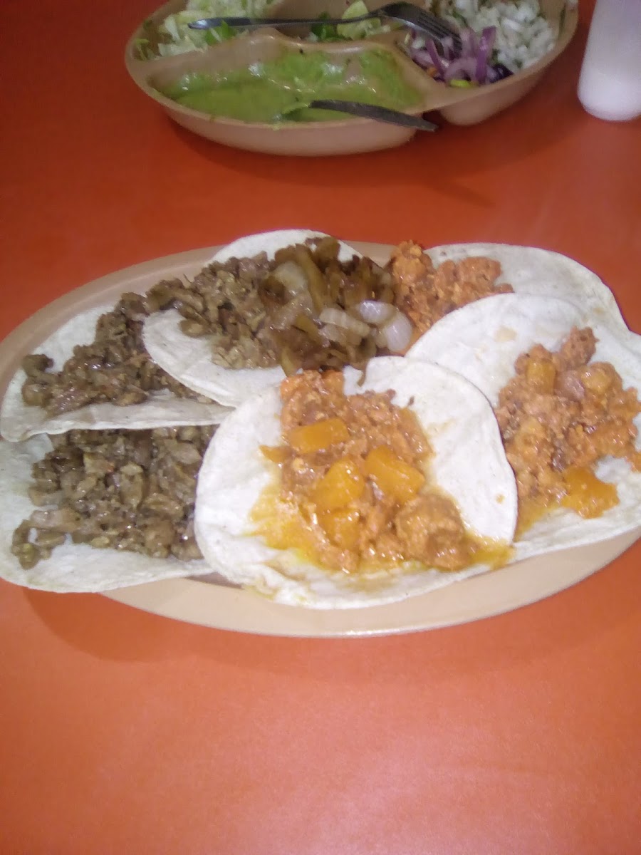 Antojitos Chelo-8