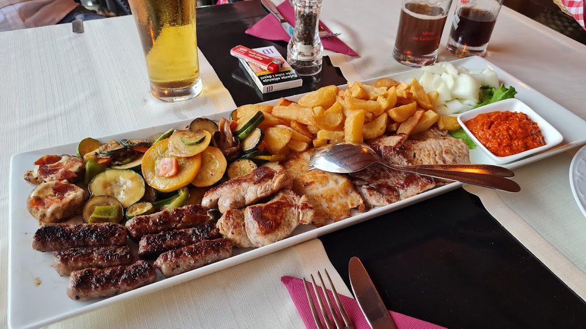 'žardin' Traditional Restaurant-3