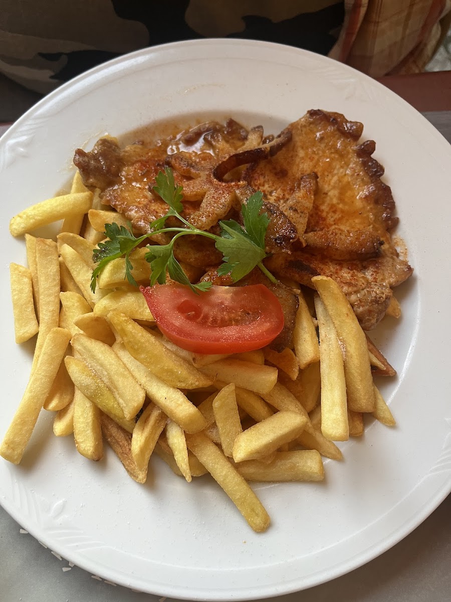 Aredo Restaurant, Café-2