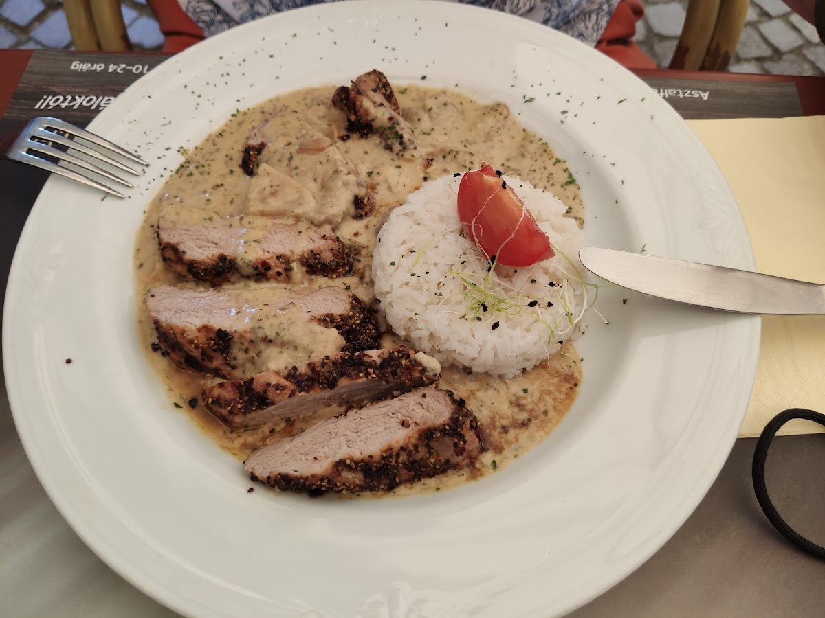 Aredo Restaurant, Café-8