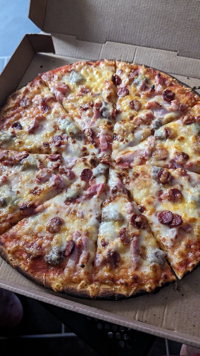 Arena Pizza-7