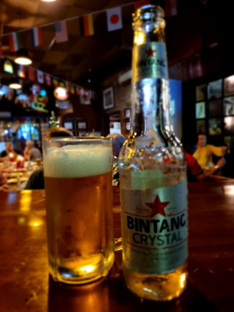Arena Pub & Restaurant-9