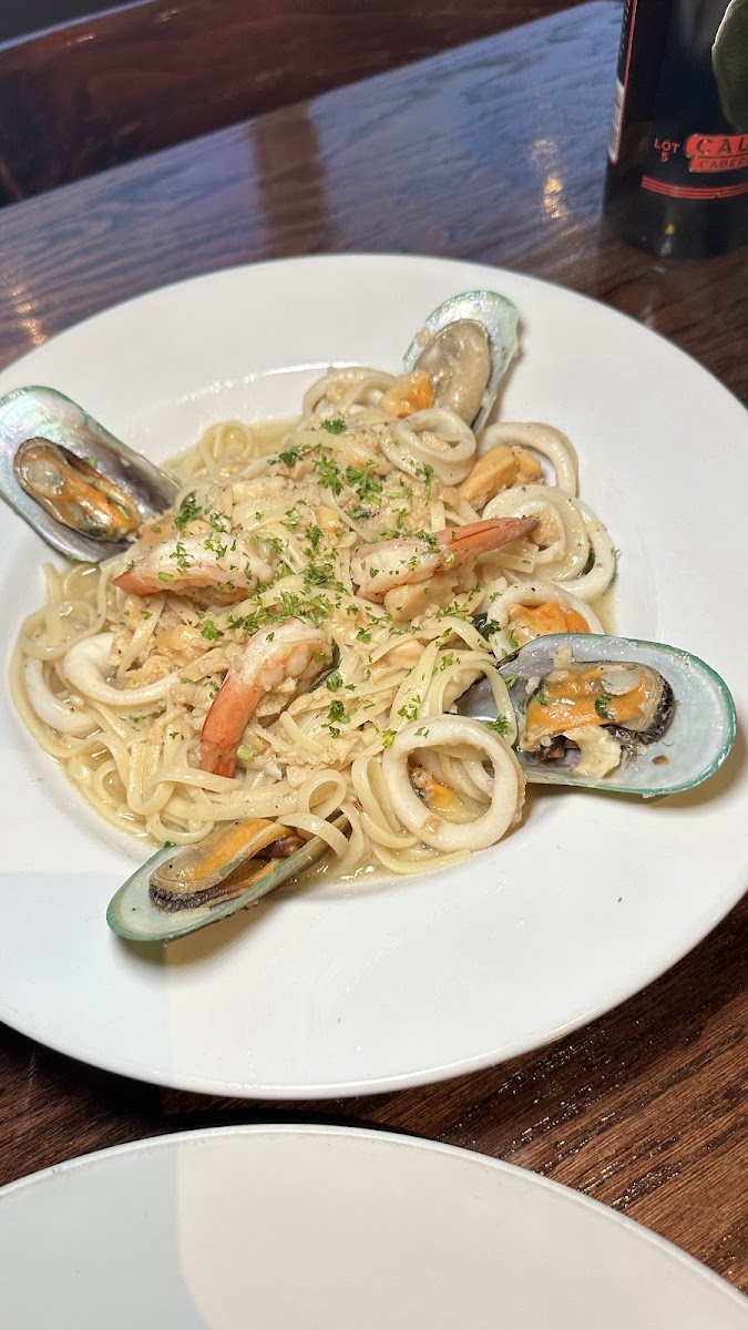 Armend's Pizza & Pasta-3