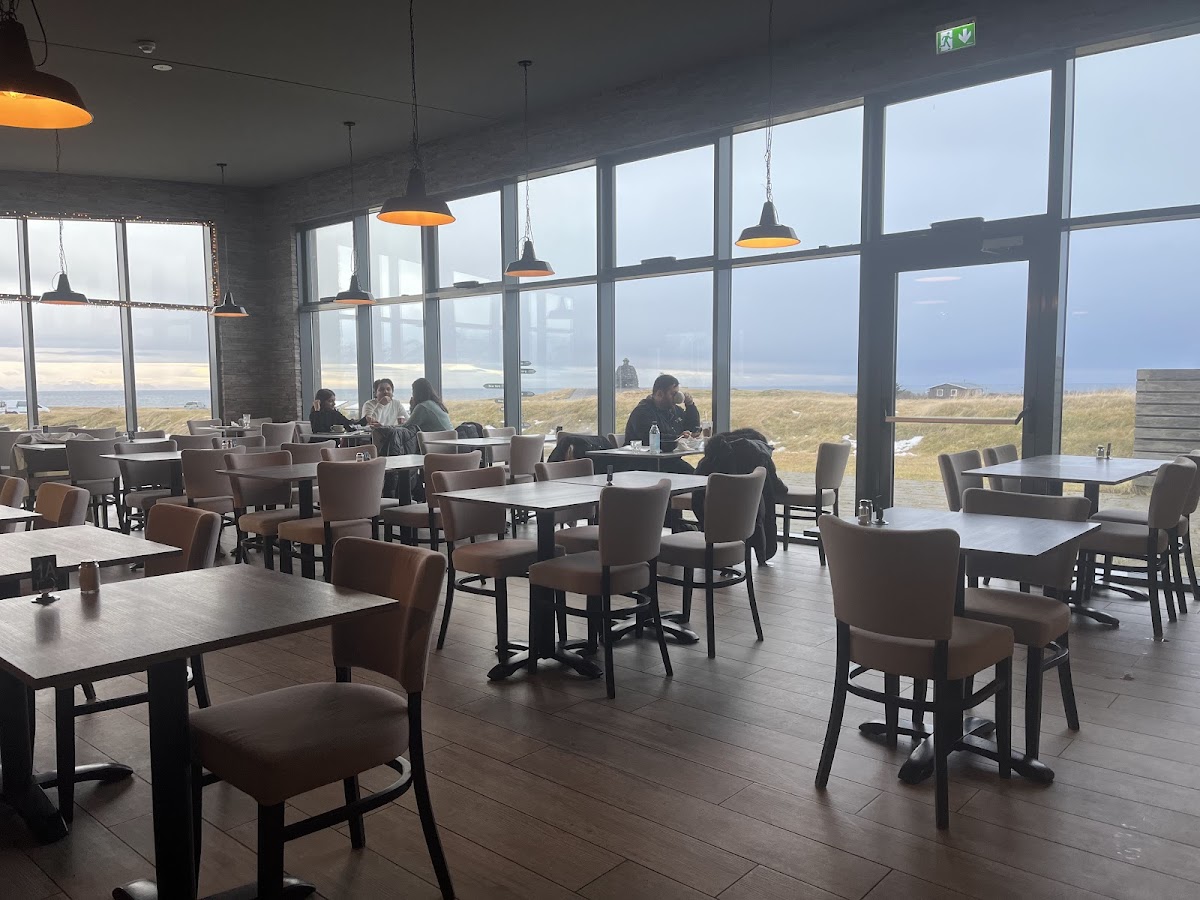 Arnarstapi Center And Snjófell Restaurant-3