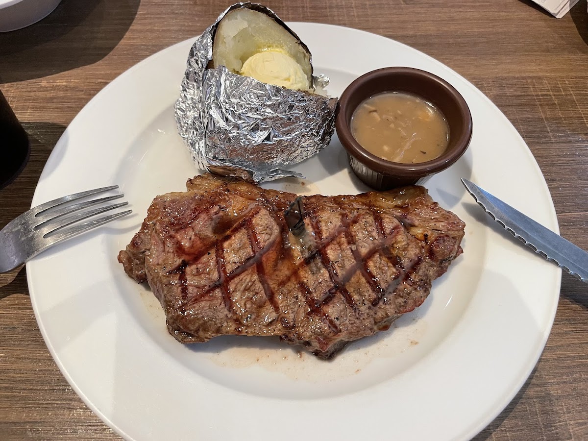 Astons Steak & Salad @ Marina Square-3