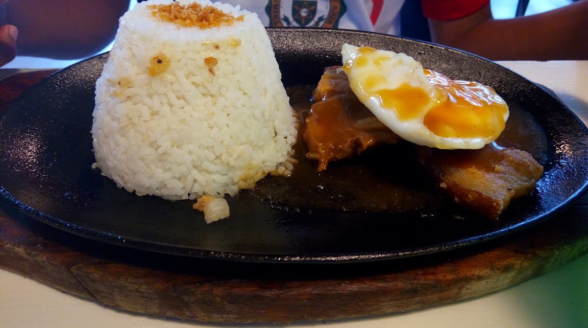 Asyong's Sizzling And Tapsi House-10