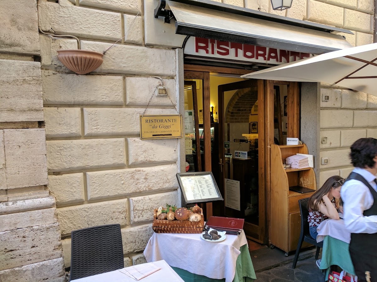 At Giggi