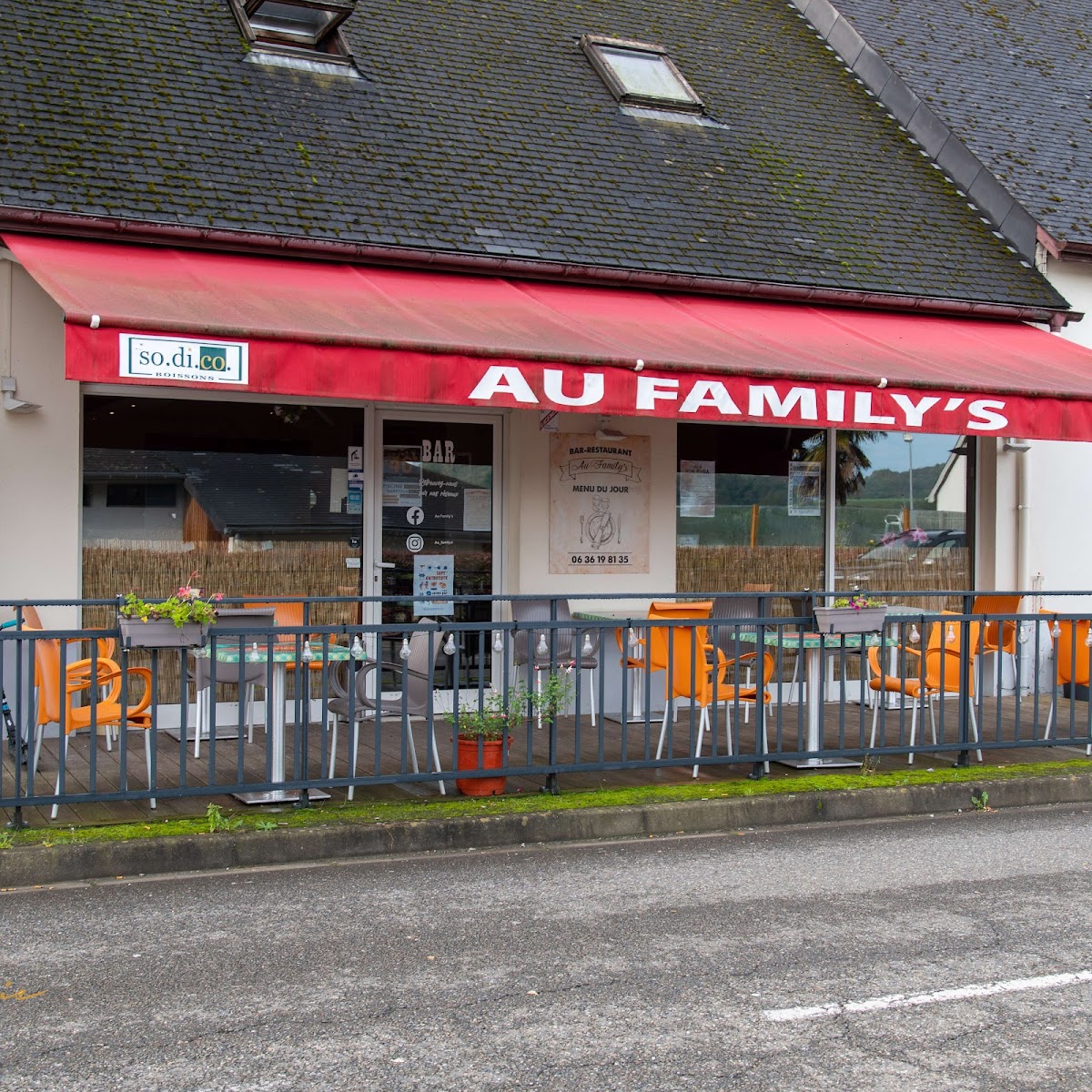 Au Family's