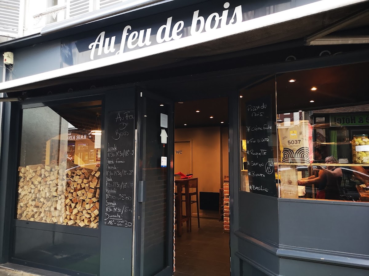 Au Feu De Bois