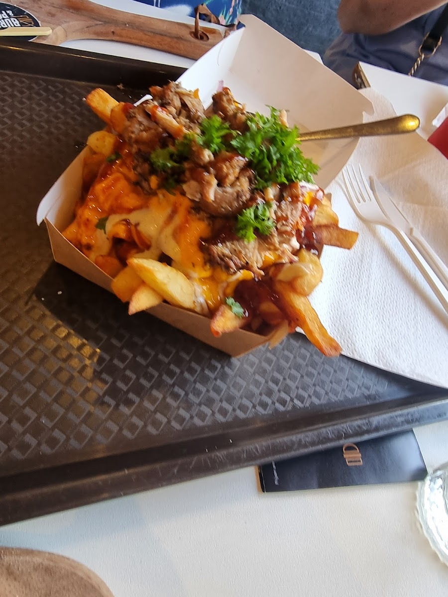 Au Fleur Burgers & Potatoes-5