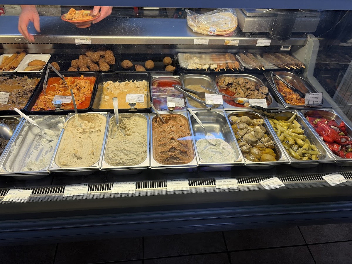 Au Libanais De Saint-Maurice.-3