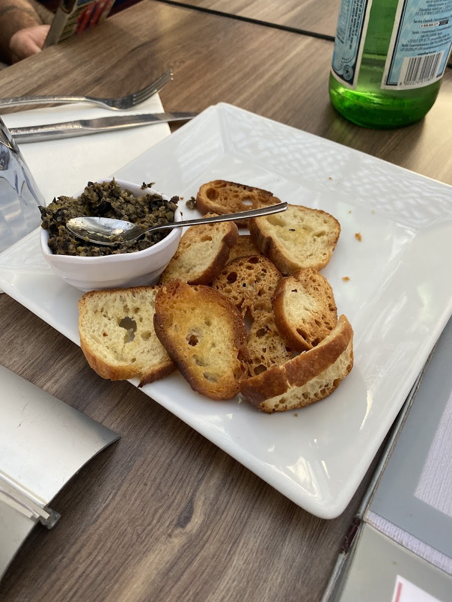 Au Pied Dans Le Plat-7