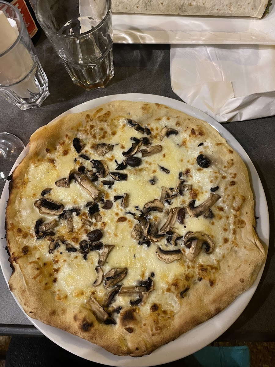 Au Vieuch Pizza-3