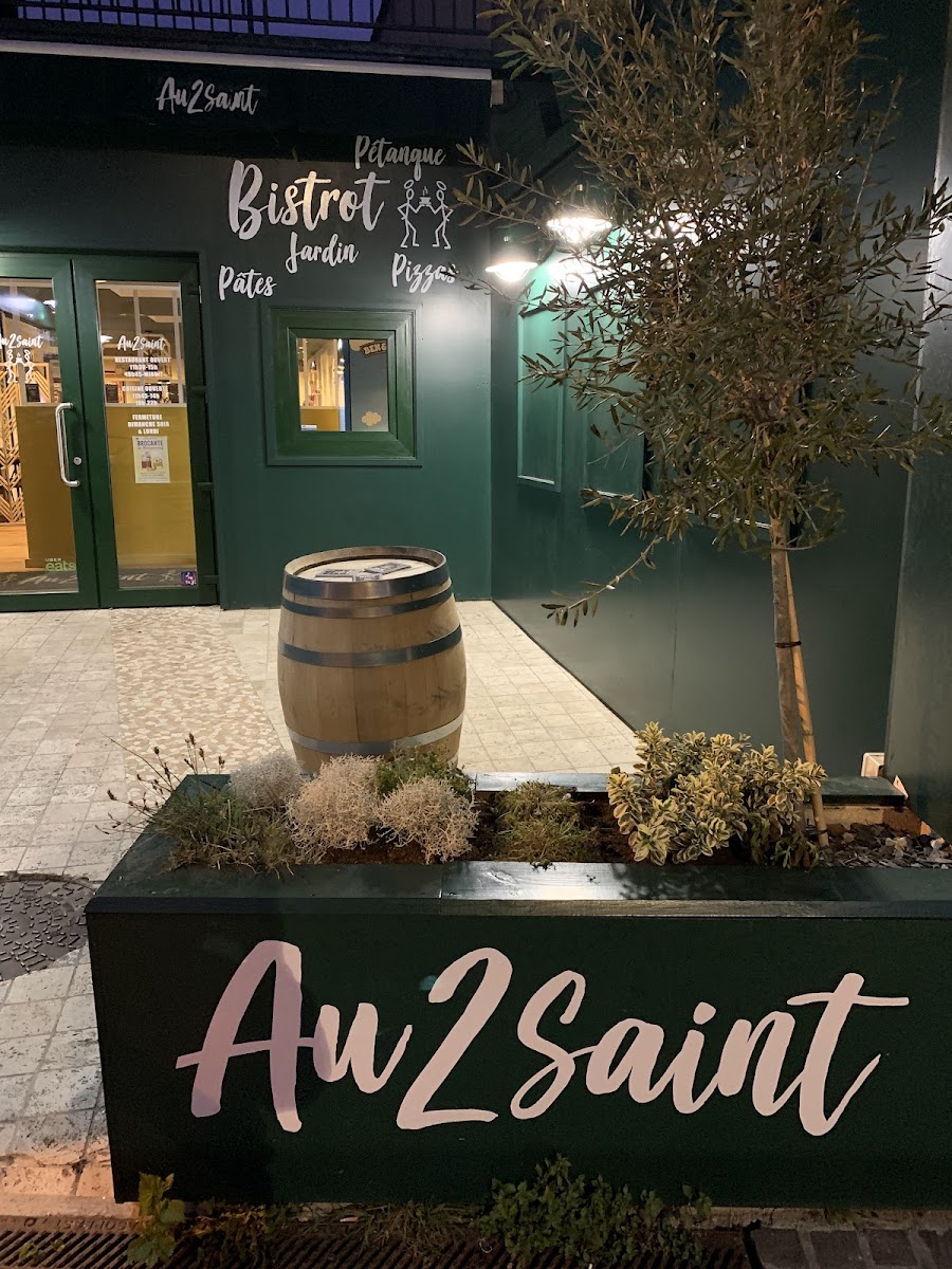 Au2Saint