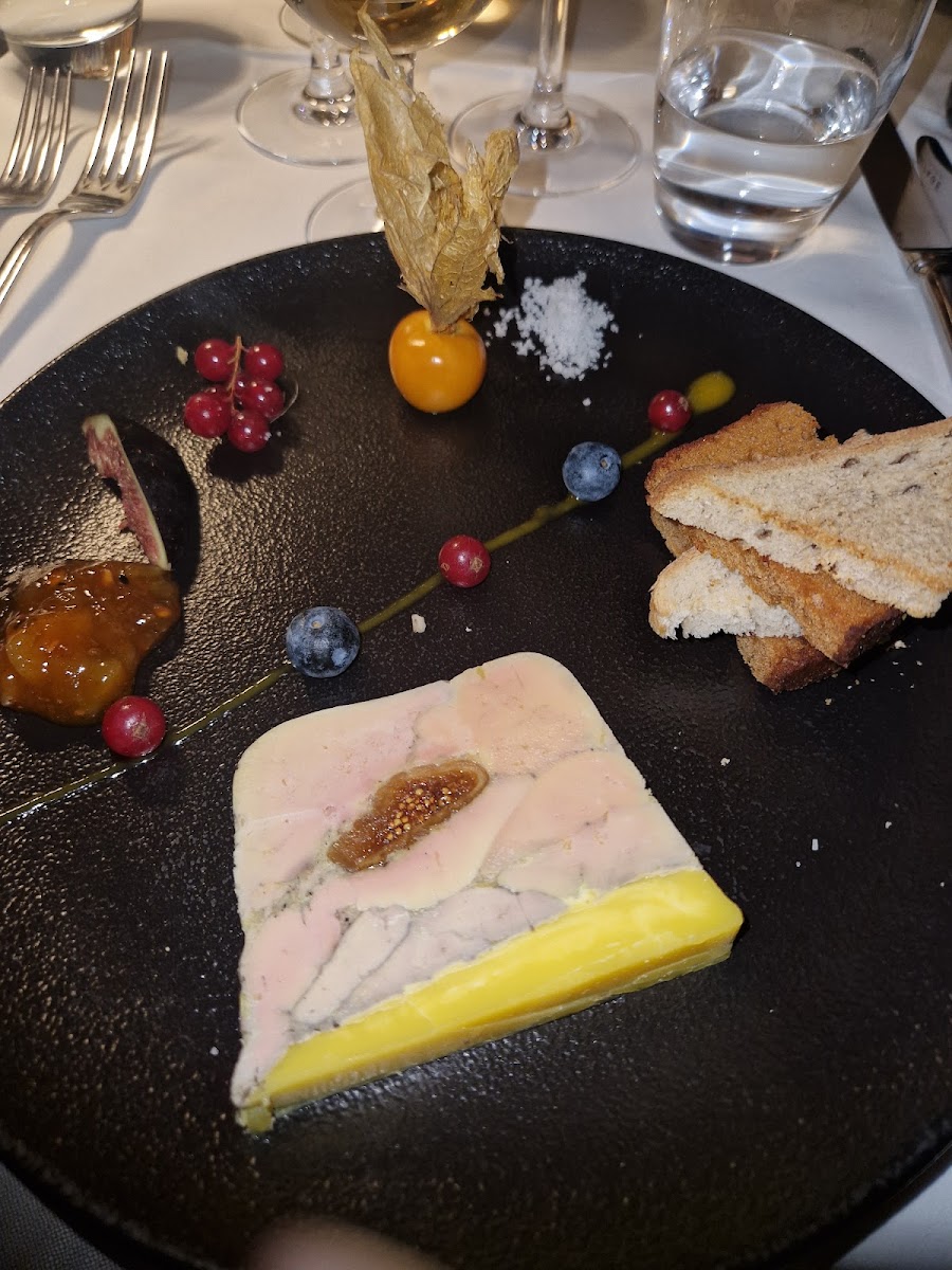 Auberge-Restaurant De La Croix-De-Rozon-5