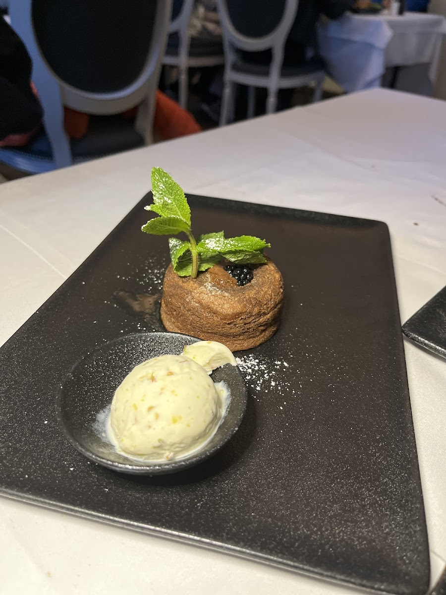 Auberge-Restaurant De La Croix-De-Rozon-9