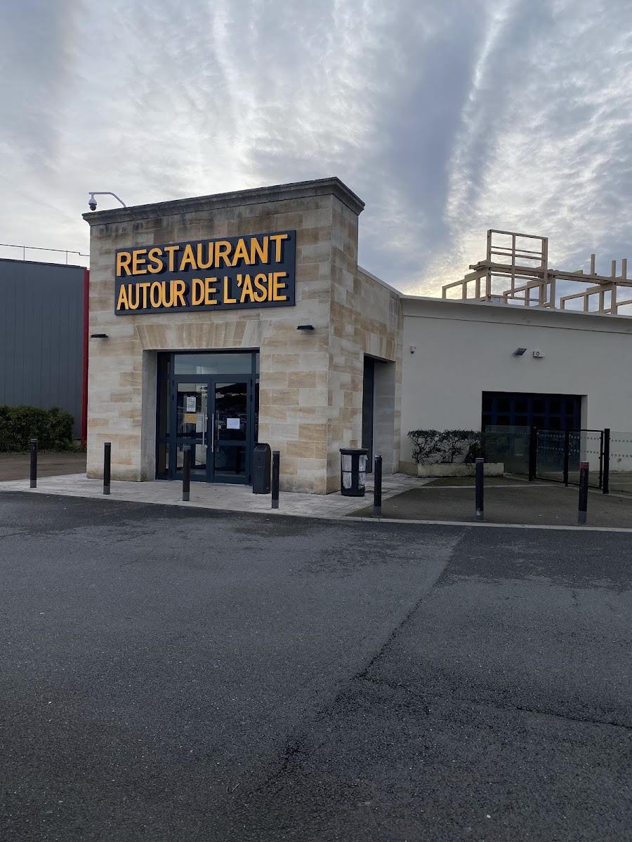 Autour De L’Asie