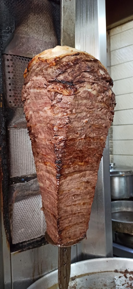 Avşaroğlu Pide Kebap Ve Döner Salonu-4