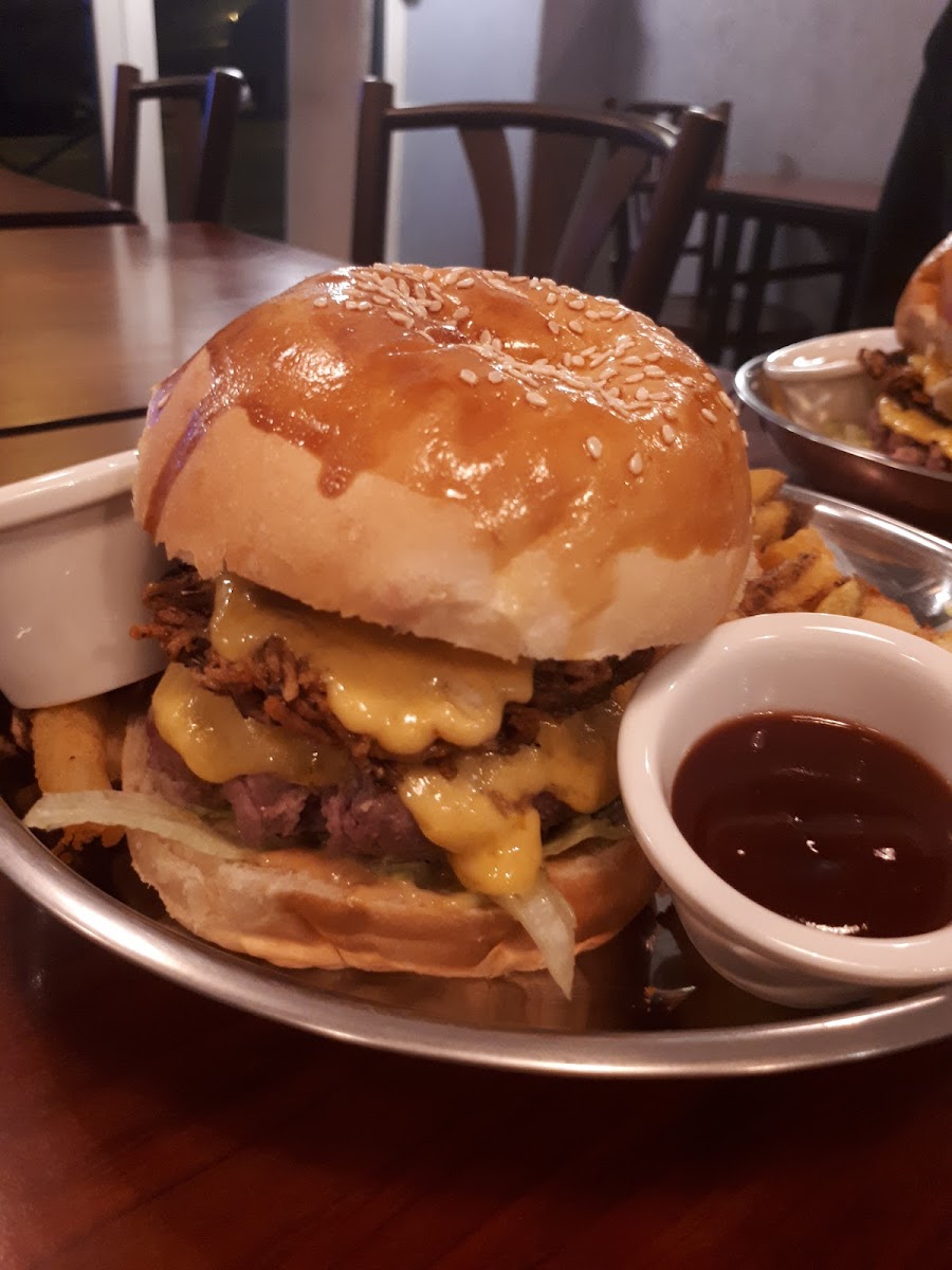 Avec Amour - Le Burger Belleville-10