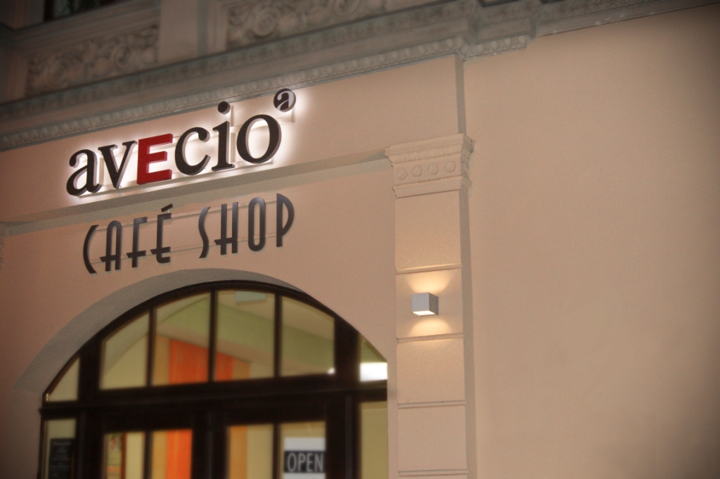 Avecio-Halle (Saale)