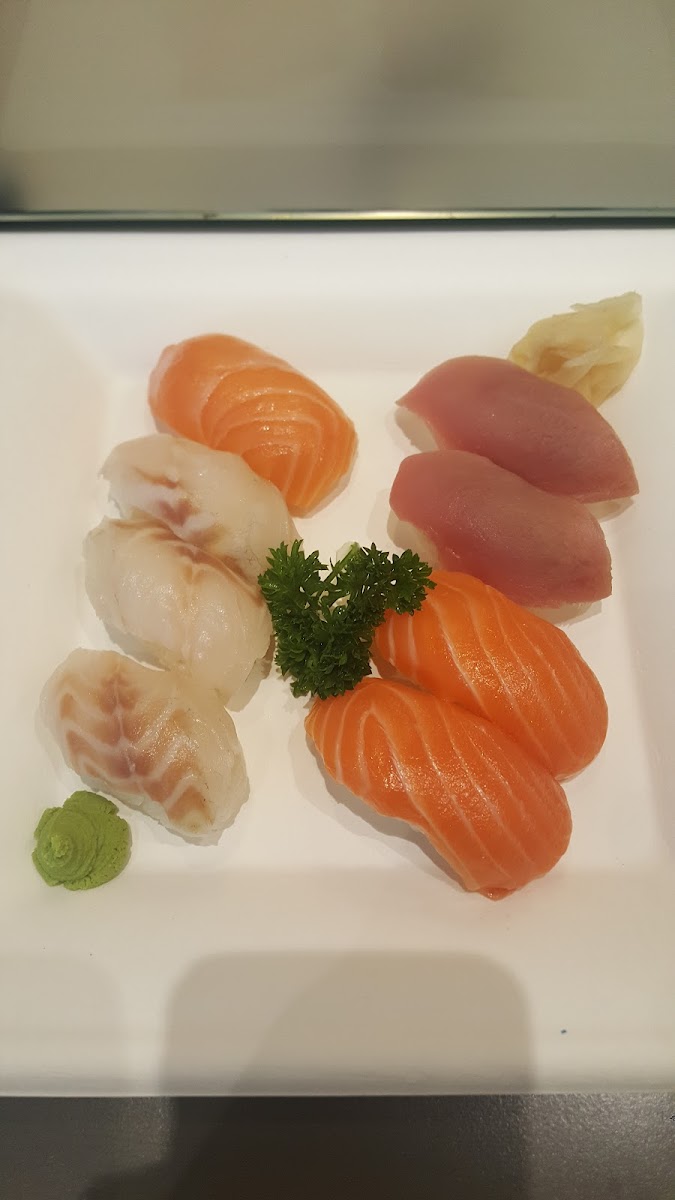 Azuki Sushi-9