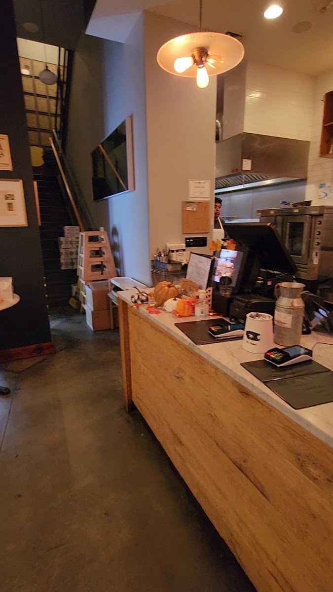 B18 Coffee Kitchen-2