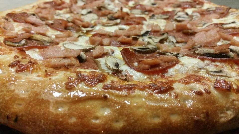 Baba's Pizza & Wings-3