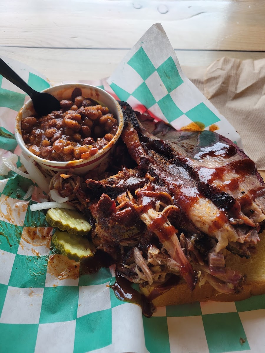 Bad Betty's Barbecue And Catering Company-3