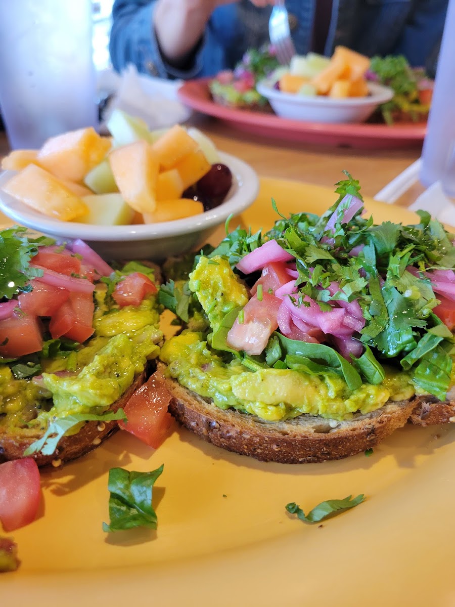 Bagner & Alexa’S Breakfast & Lunch-8