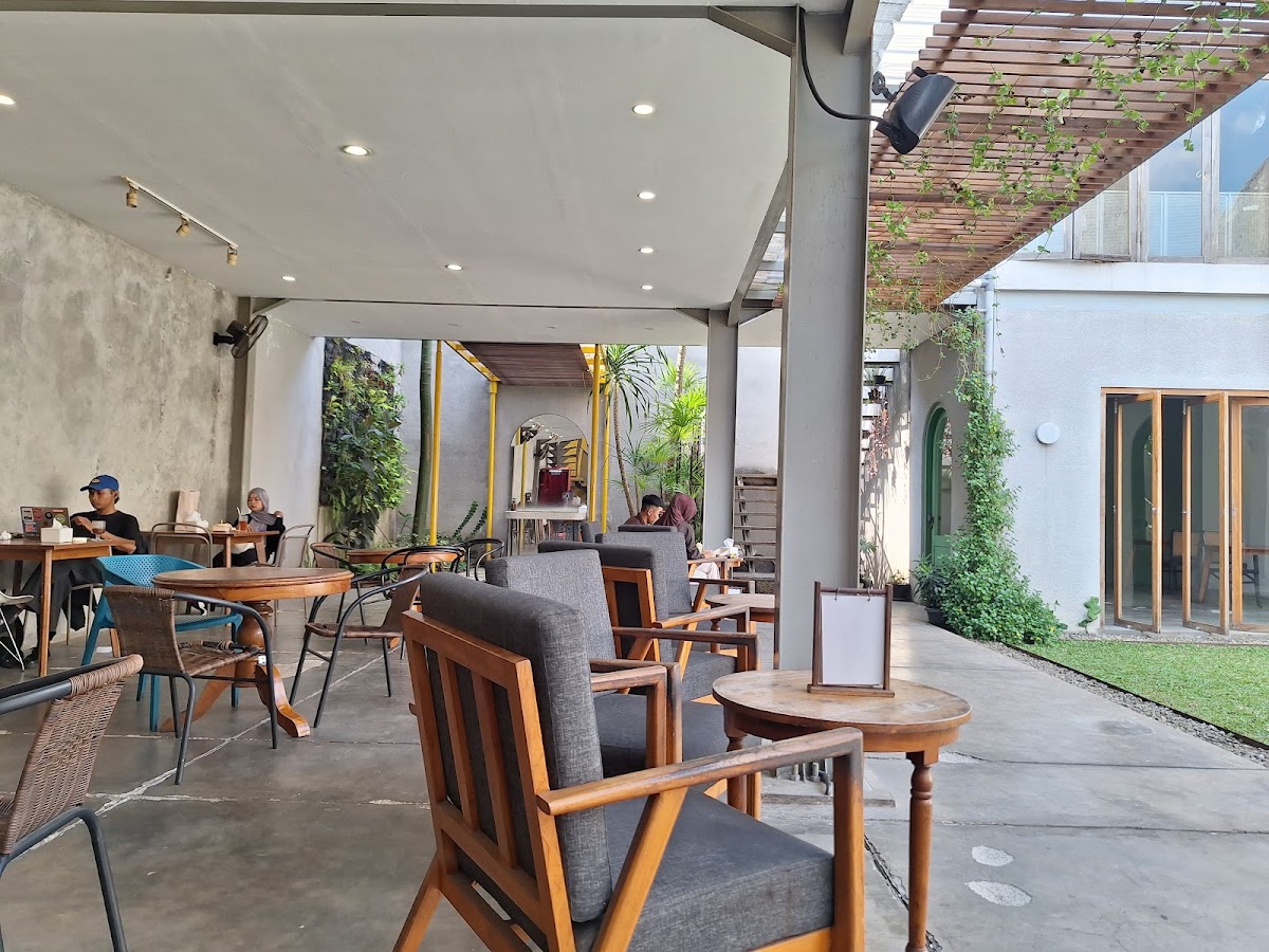 Bahagia Kopi - Halimun