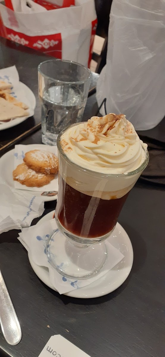 Balcarce Cafe-8