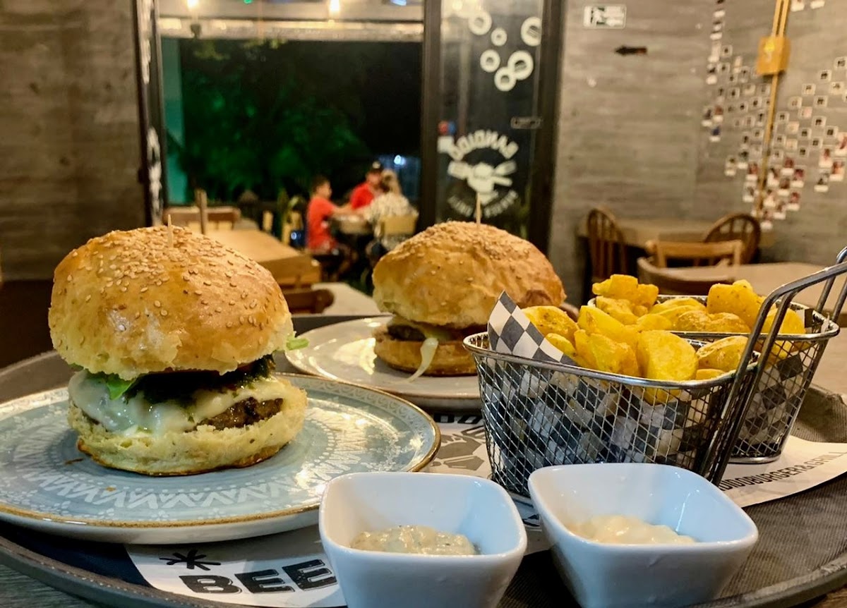 Bandido Burger & Grill-10