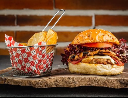 Bandido Burger & Grill-3