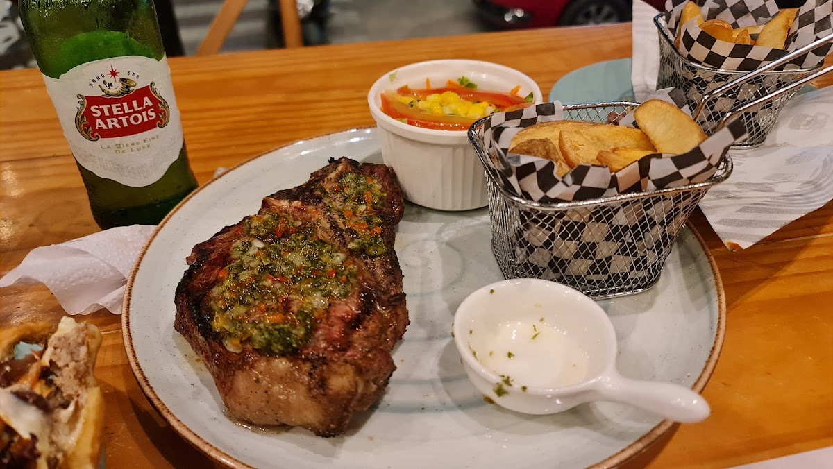 Bandido Burger & Grill-5