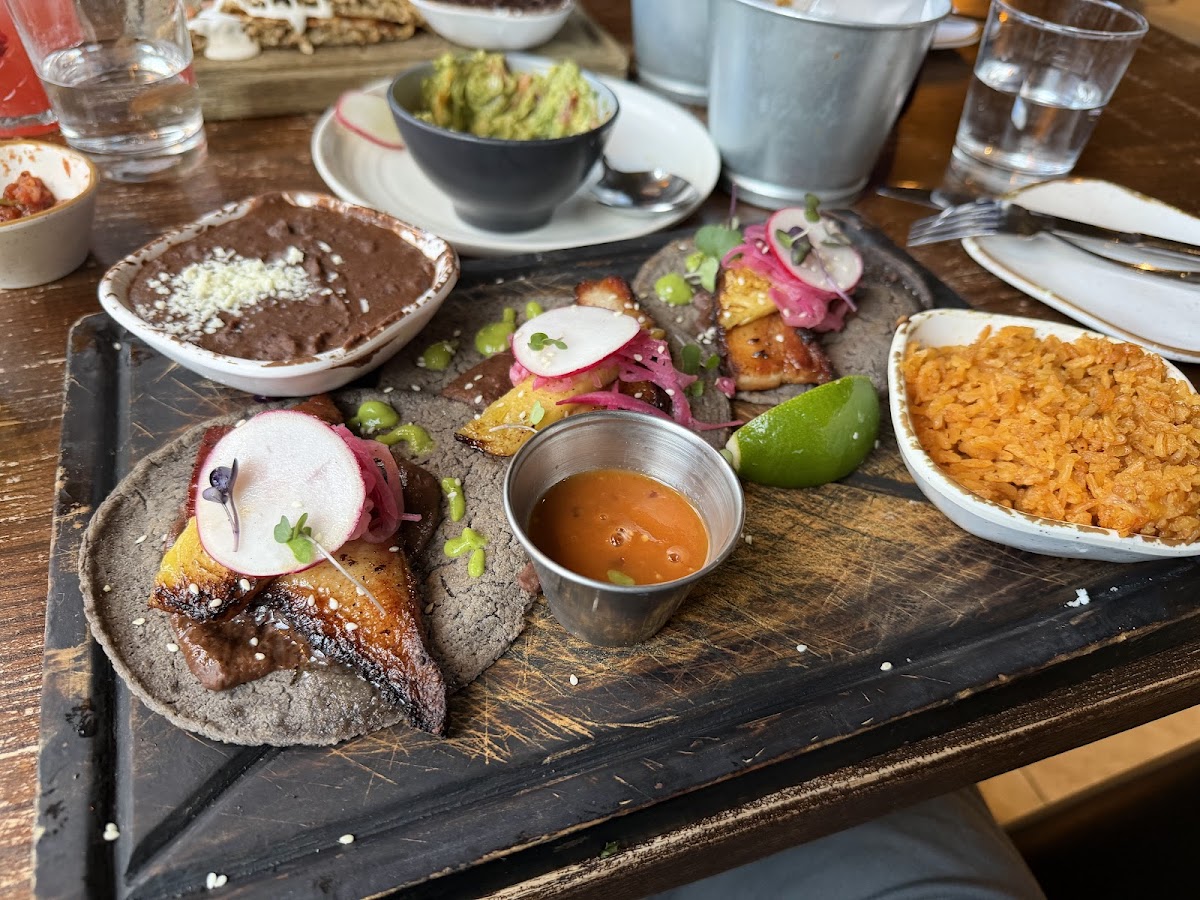 Bandoleros Mexican Grill-3