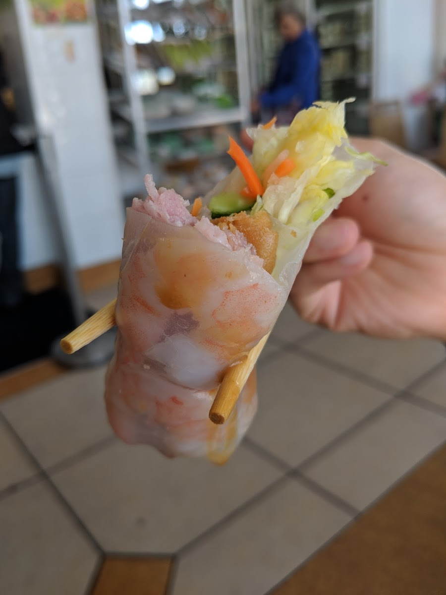 Banh Mi & Che Cali-5