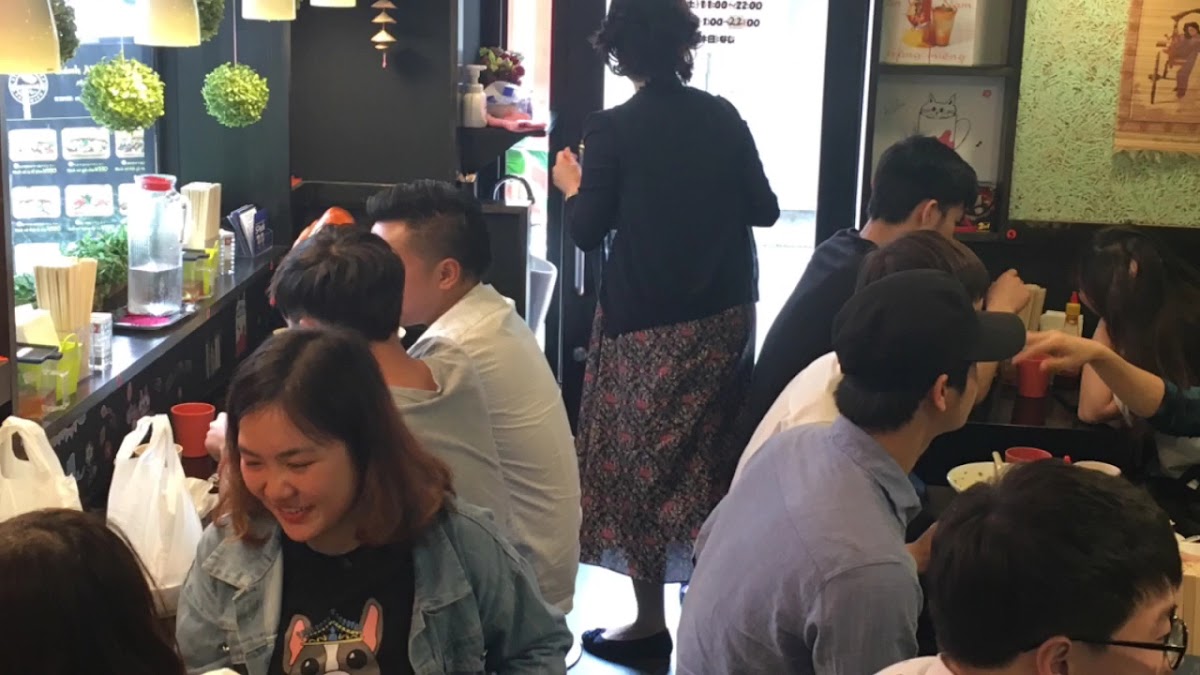 Banh Mi Ngon Ngon-2