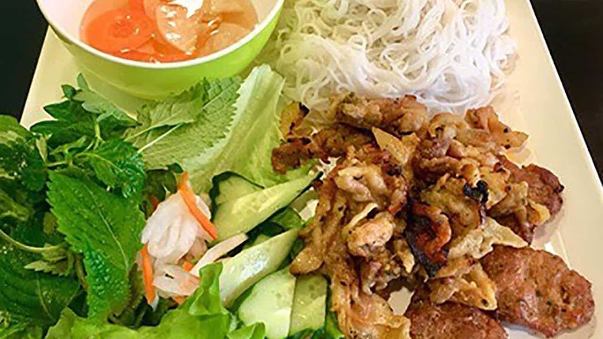Banh Mi Ngon Ngon-8
