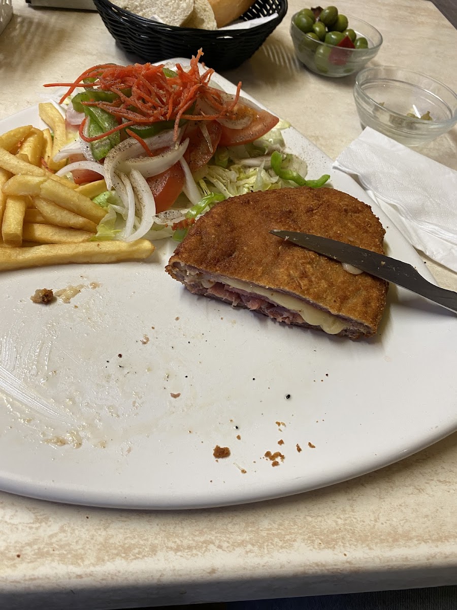 Bar Cafeteria Ses Xarxes S'illot-10
