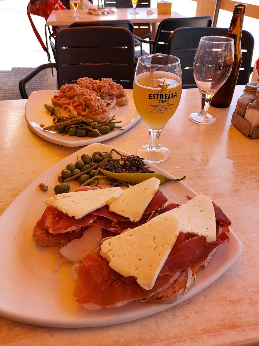 Bar Cafeteria Ses Xarxes S'illot-9