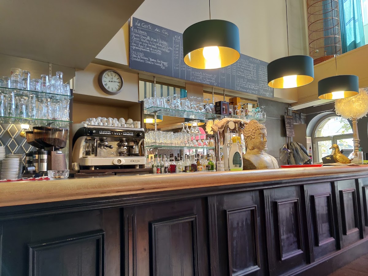 Bar De L'hôtel De Ville