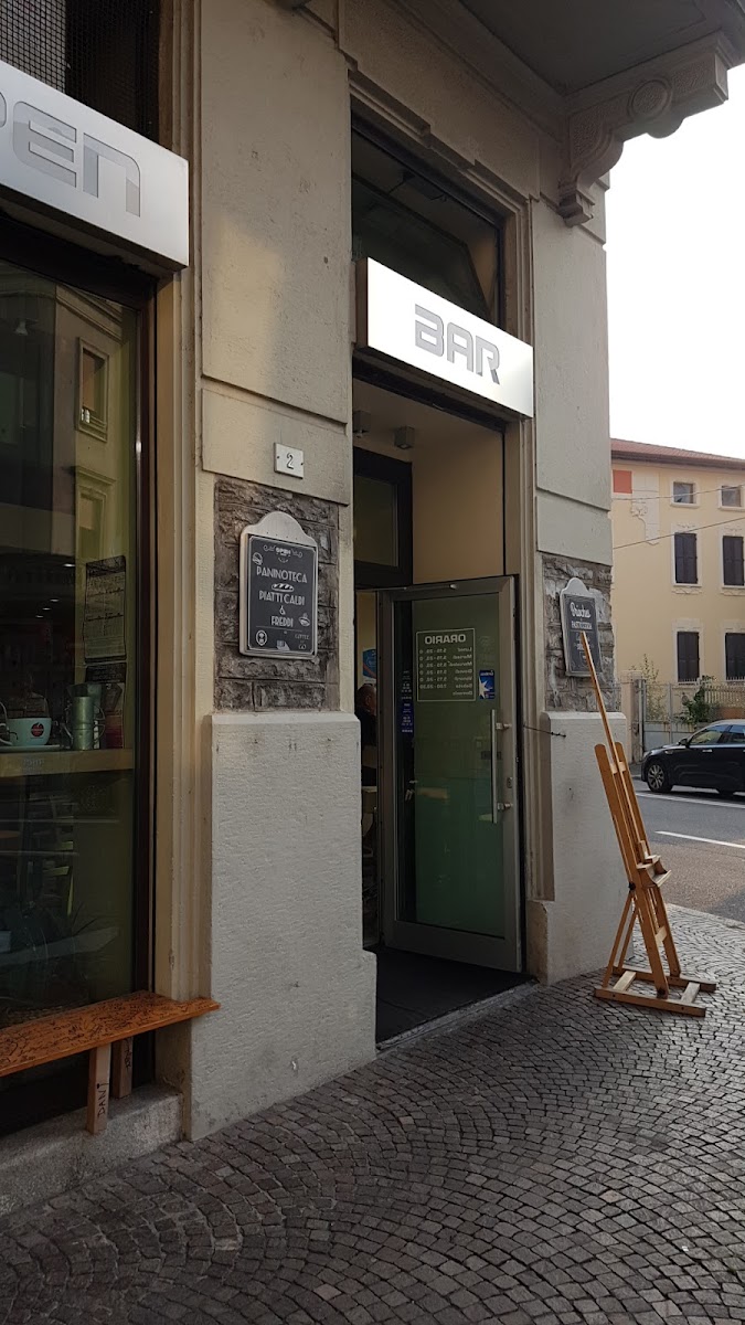 Bar Open