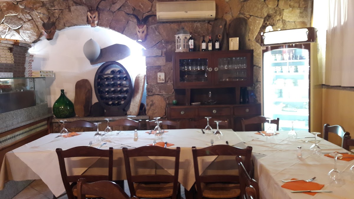 Bar Pizzeria Tavola Calda La Tova