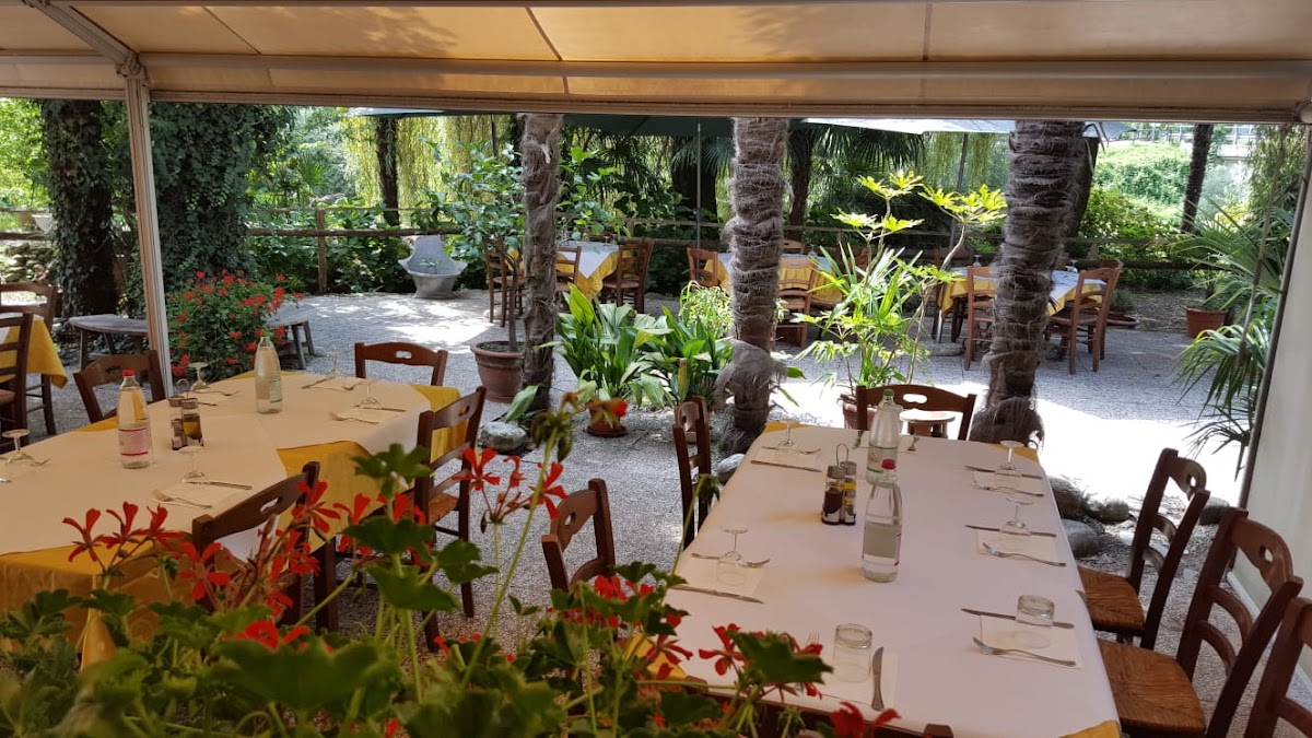 Bar Ristorante La Madonnina Di Strambini Alessandro