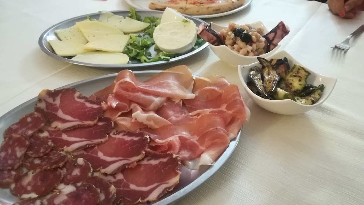 Bar Ristorante Pizzeria Da Totore-9