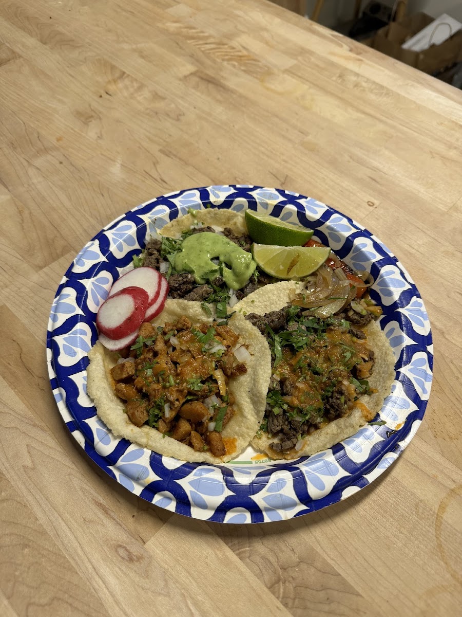 Barrera’S Taqueria Taco Truck-9