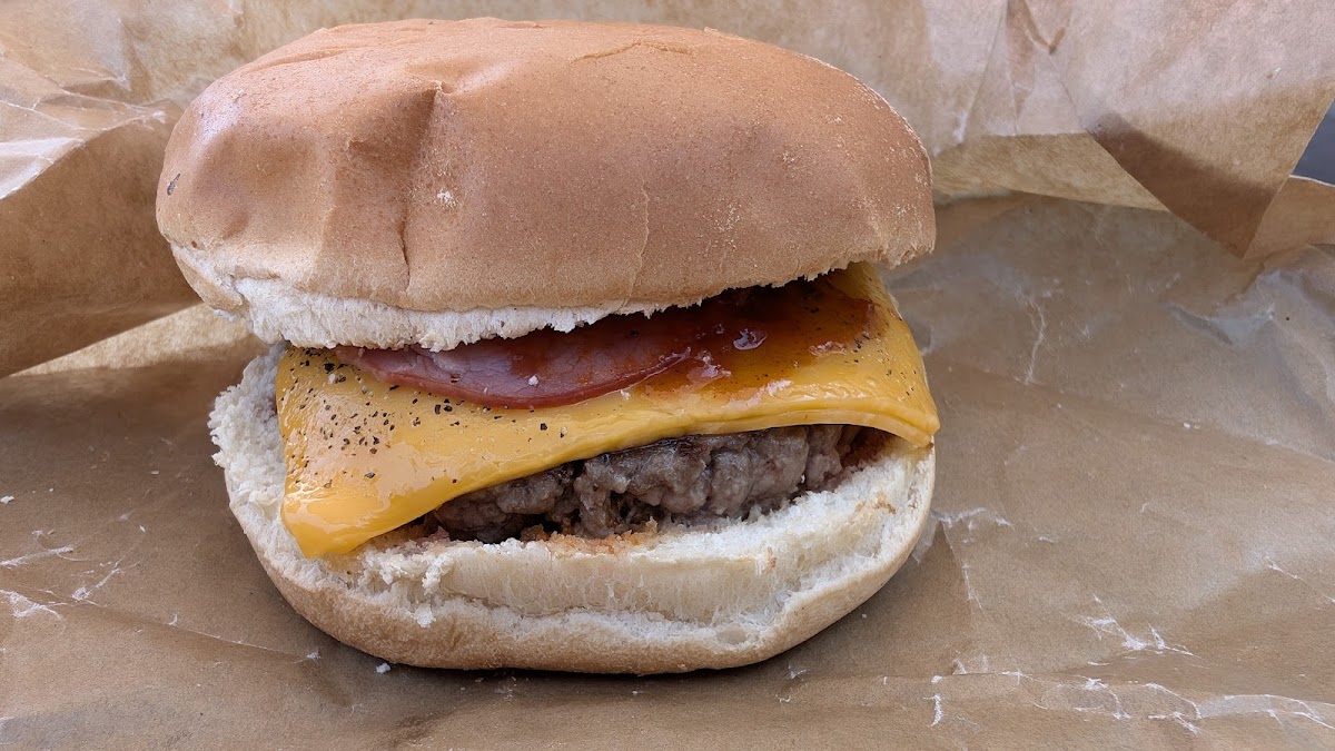 Barrio Burger & Pizza-10